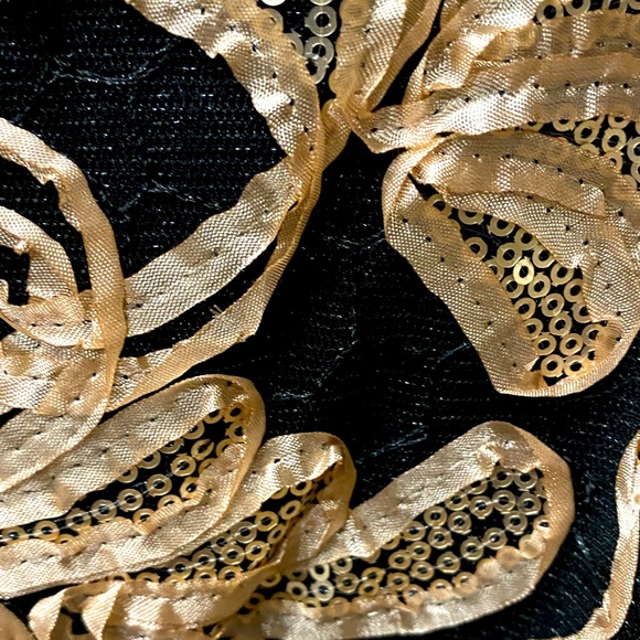 NWOT Betsy & Adam Sequin Embroidered Gown - Picture 3 of 5